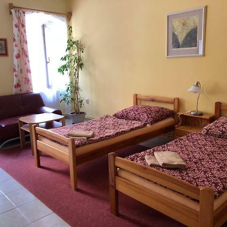 Guest House U Nahonu Chrudim Luaran gambar